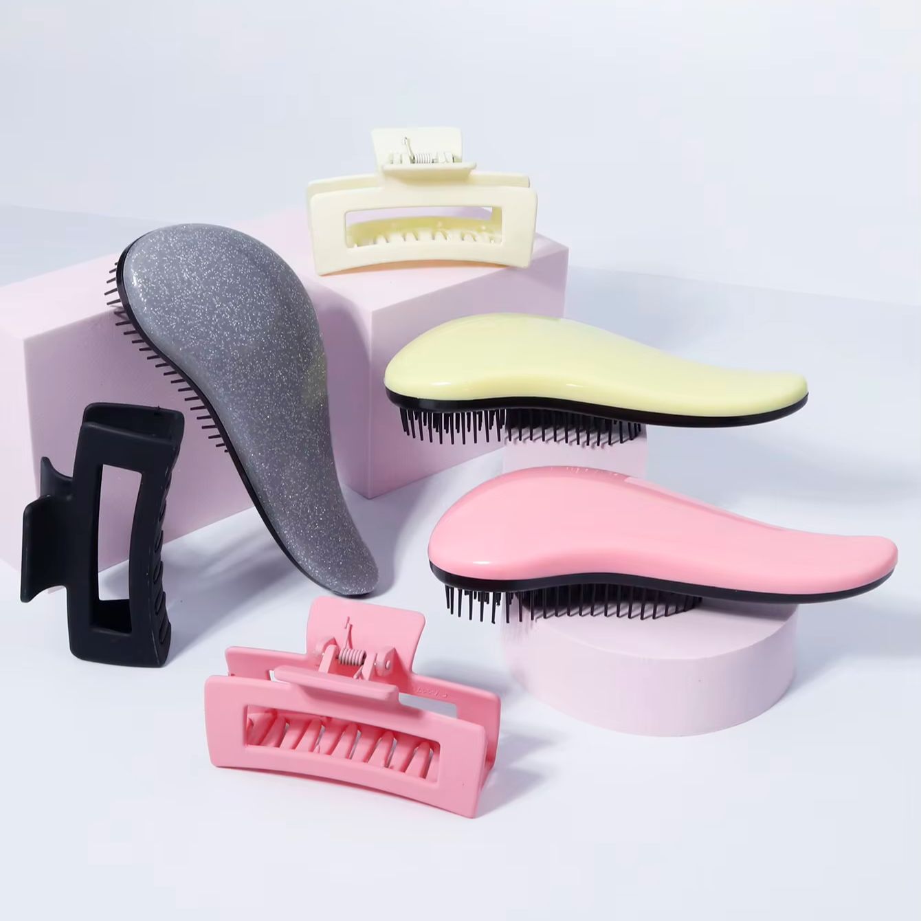مجموعة أدوات تصفيف الشعر مكونة - مراجعة Hair Scalp Massager وسعره