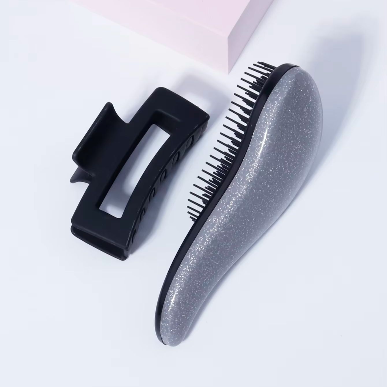 مجموعة أدوات تصفيف الشعر مكونة - مراجعة Hair Scalp Massager وسعره