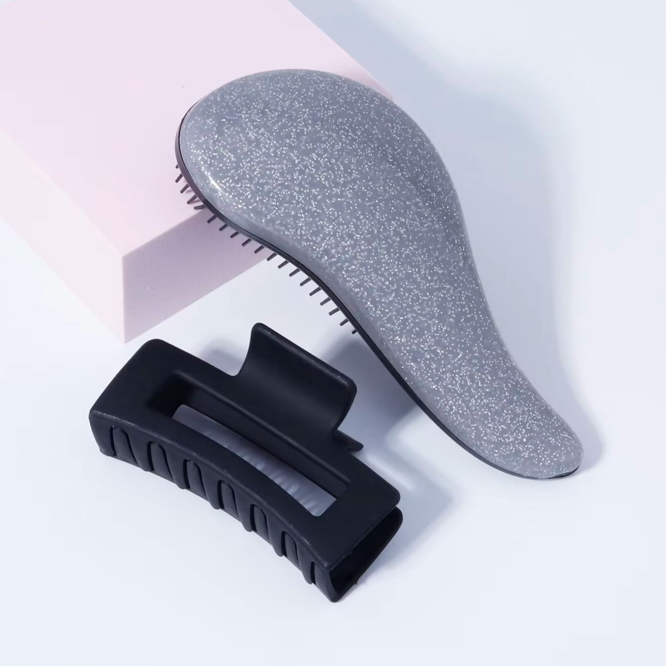 مجموعة أدوات تصفيف الشعر مكونة - مراجعة Hair Scalp Massager وسعره
